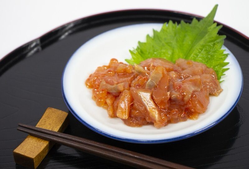 Ruibe, a traditional Hokkaido dish consisting of semi-frozen salmon sashimi served on a plate