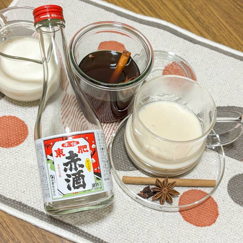 A photo of hot akazake mixed with spices and soy milk, a traditional Kumamoto-style drink