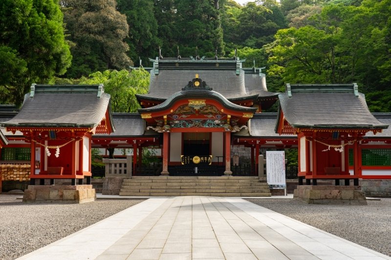 Front view of Kirishima Jingu Shrine in Kagoshima, Japan.